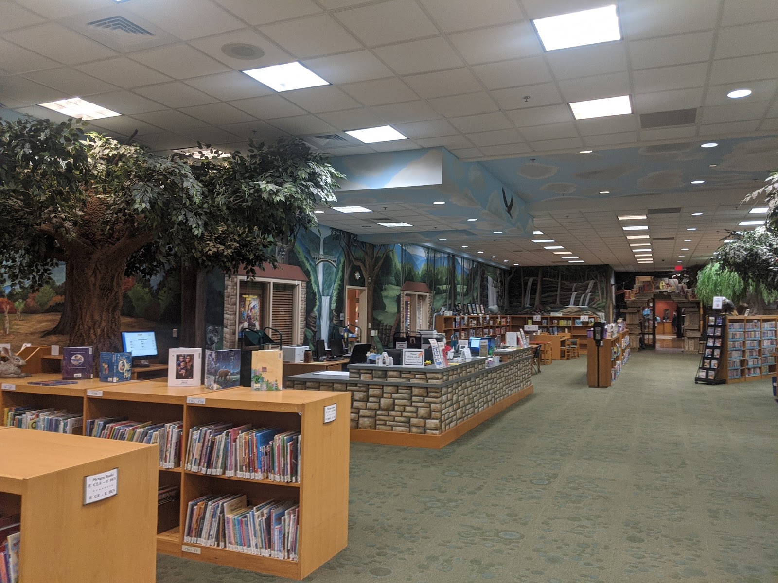 The John P. Holt Brentwood Library